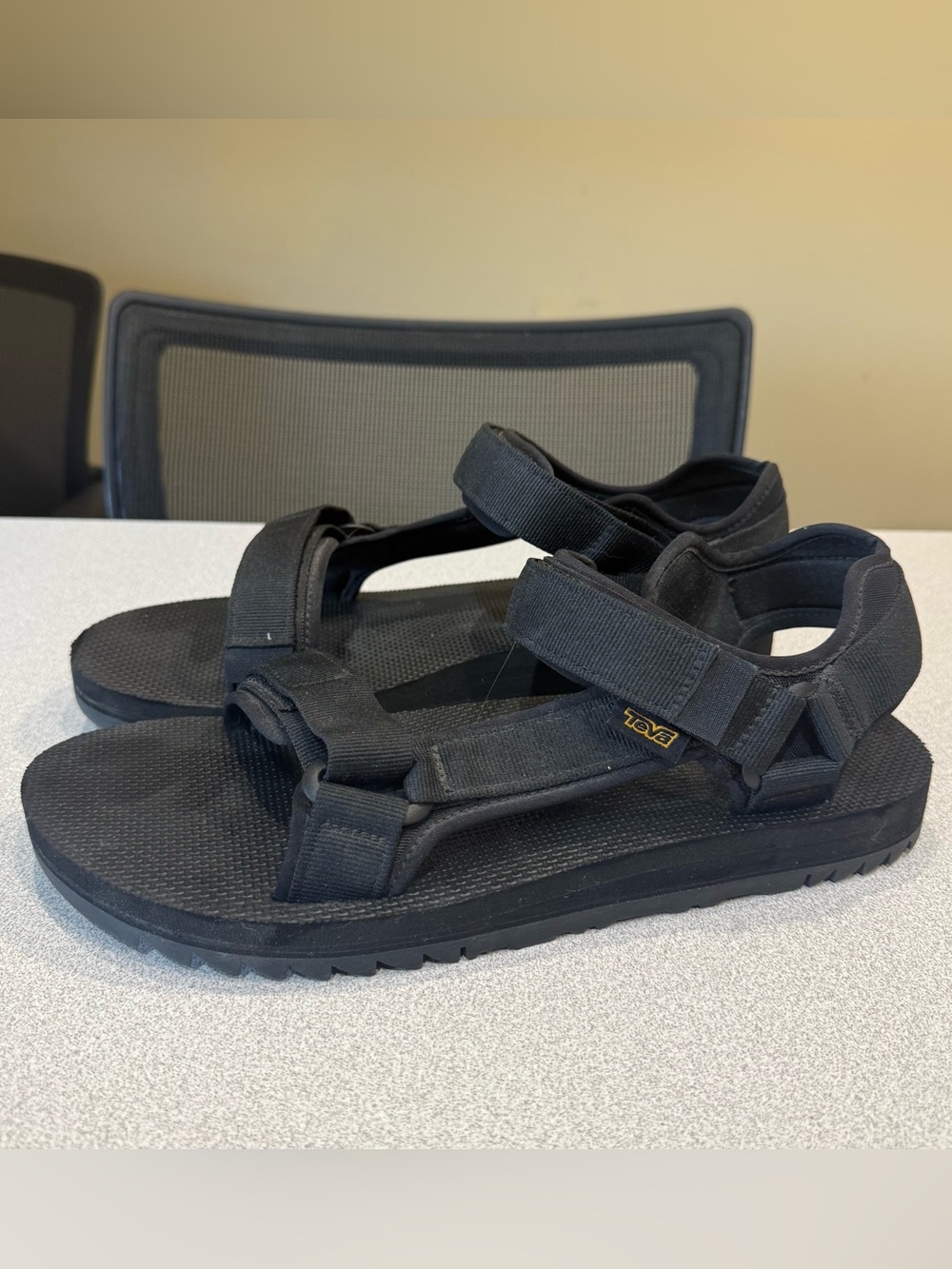 Men’s Teva Original Universal Sandal Black Strap Sandals Size 12 S/N 1106786